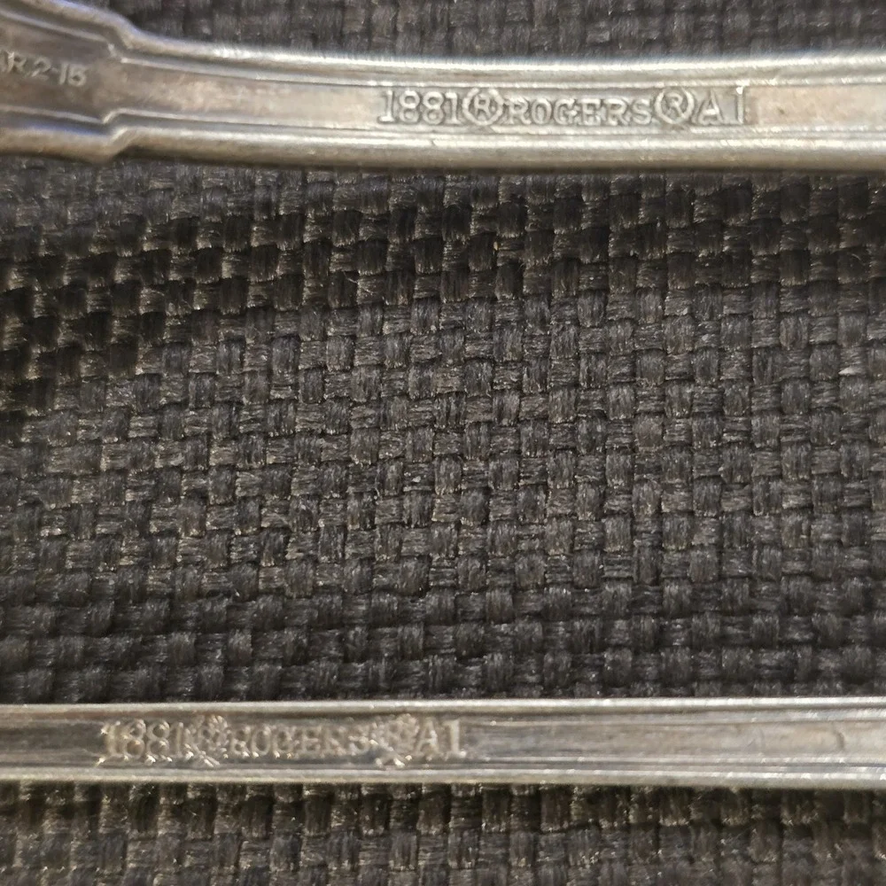 X4 Oneida GRECIAN Silverplate 1881 Rogers Greek Key Pickle Fork Butter Knife